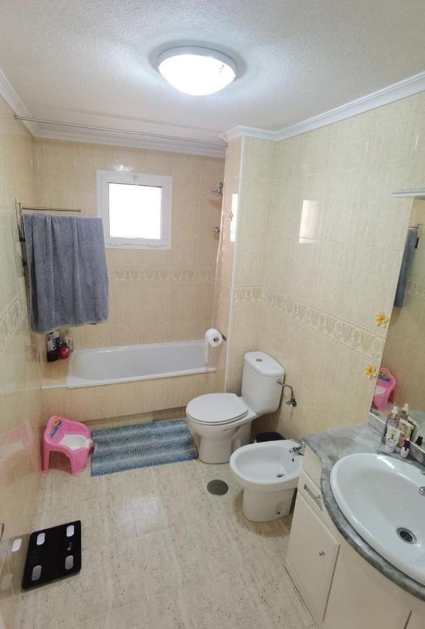 Apartament Z Duzym Tarasem Na Pieknym Osiedlu Орихуела Екстериор снимка